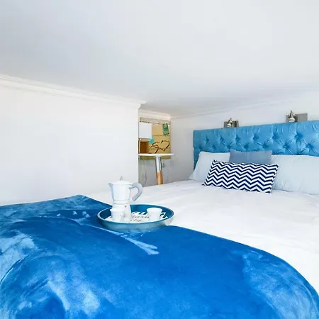 Berg Blue Apartment
